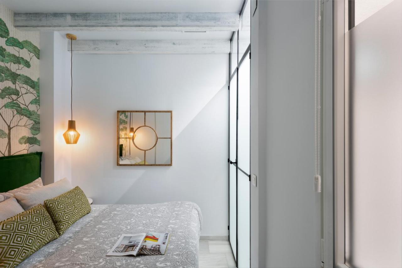 Apartamentos Catedral Sevilla Kültér fotó